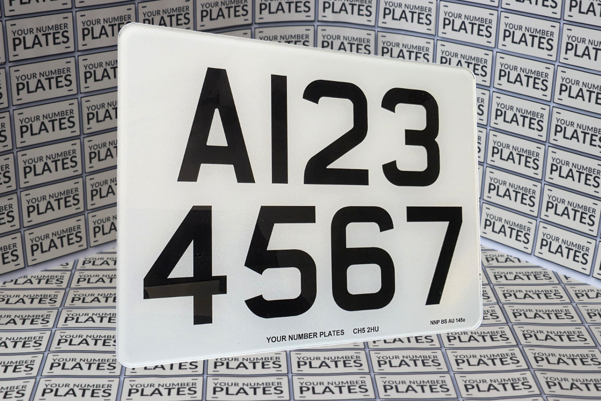 White trailer registration plate reflective material 237 x 178mm