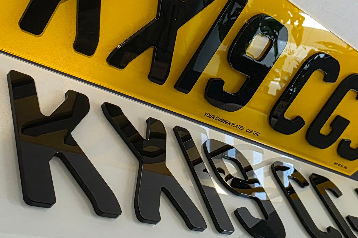 4D Hex Rear, Standard Front Number Plates Set 510x111mm Up To 6 Digits Reg