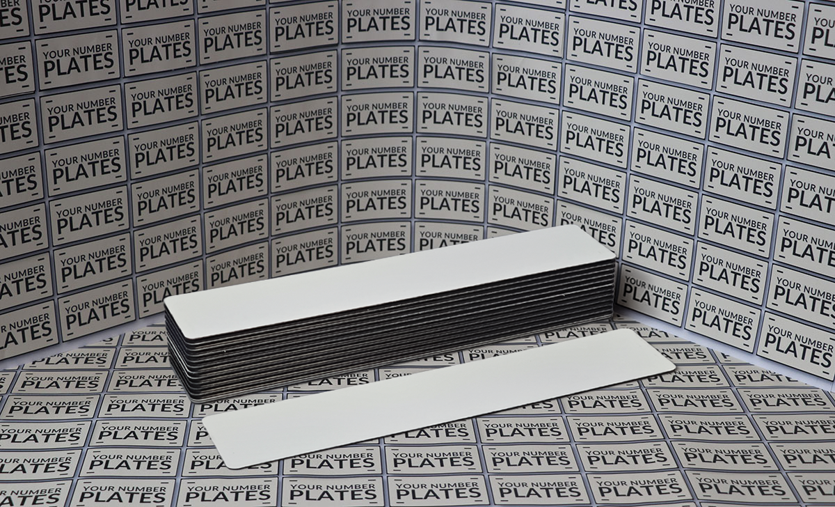 Hiltek white number plate substrate 520 x 111mm pack of 25