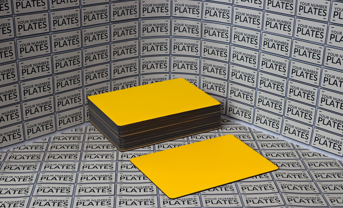 Hiltek Substrate Standard Motorcycle yellow 235 x 178 mm – Number Plate Backing (Pack of 25)