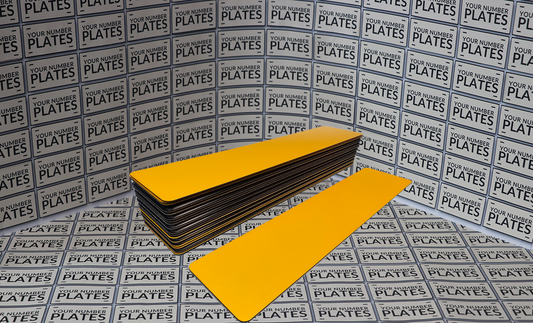Hiltek Substrate Yellow 520 x 111 mm – Number Plate Backing (Pack of 25)