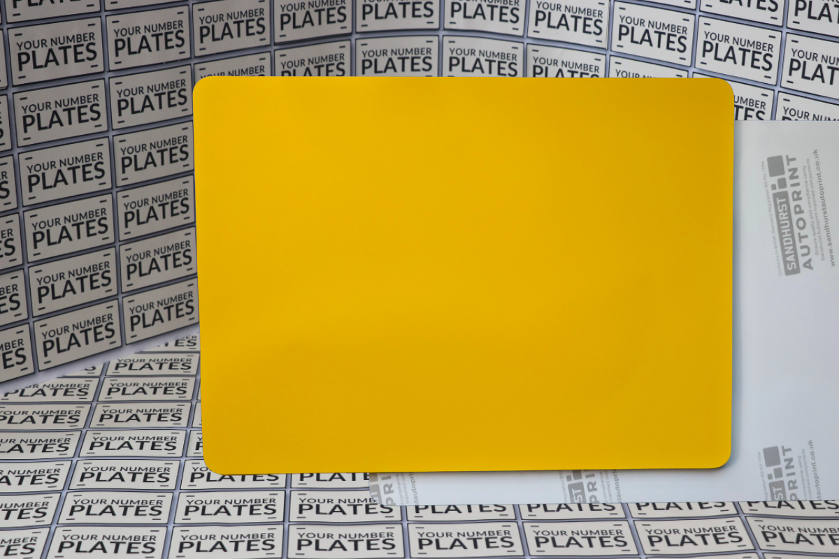 trailer plate reflective yellow 284 x 210mm